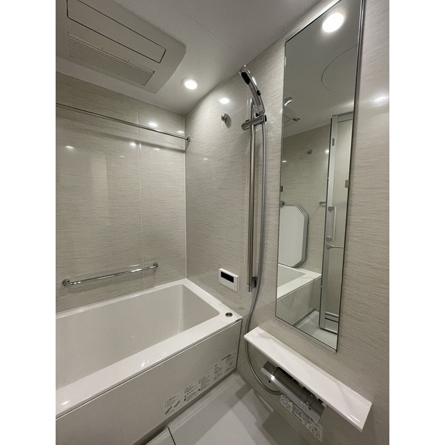 ディームス上野御徒町の浴室