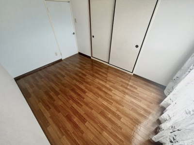 【洋室】 | ヴィラーシュ藤井寺