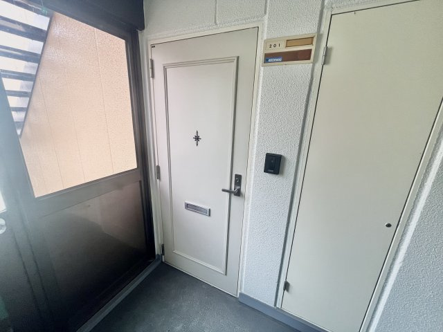 【玄関】 | ヴィラーシュ藤井寺