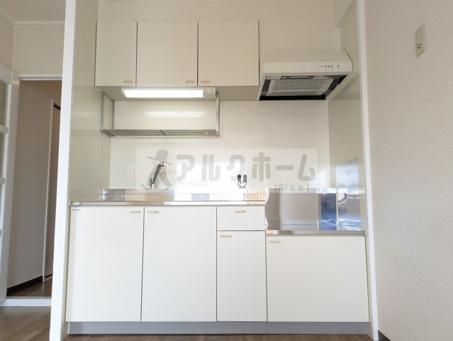 メゾン上市のキッチン|メゾン上市（JR柏原駅）