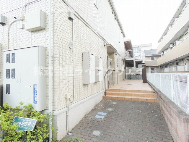 グリーンヒル北八のエントランス