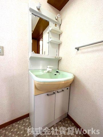 メゾン富田橋の独立洗面台|独立洗面化粧台付き