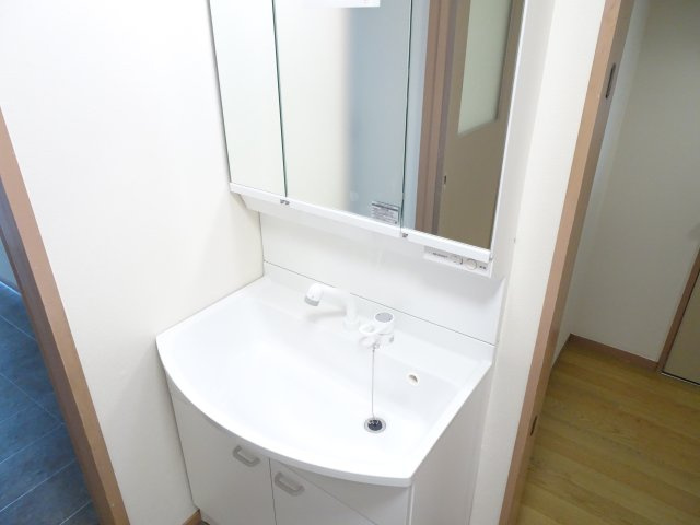 リバーサイドパークの独立洗面台