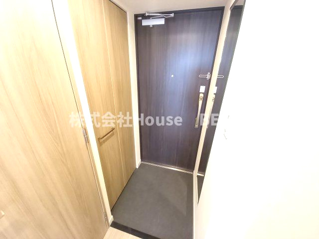 プレサンス　ハーバーランド　アンド・シーの玄関