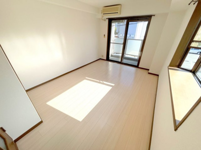 【居間・リビング】 | センターフィールドⅢ