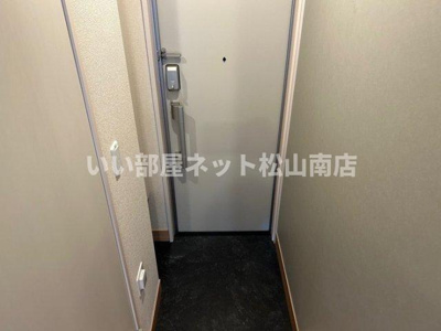 【玄関】 | ラウレア