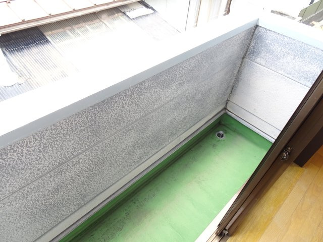 ハウスパインヒルⅡのバルコニー