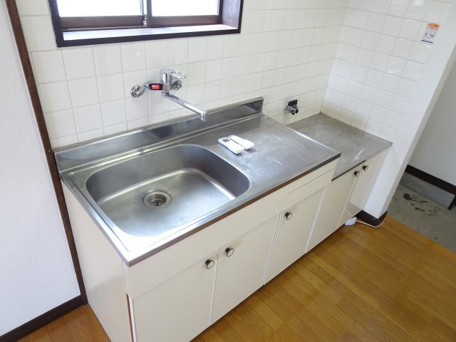 ハウスパインヒルⅡのキッチン