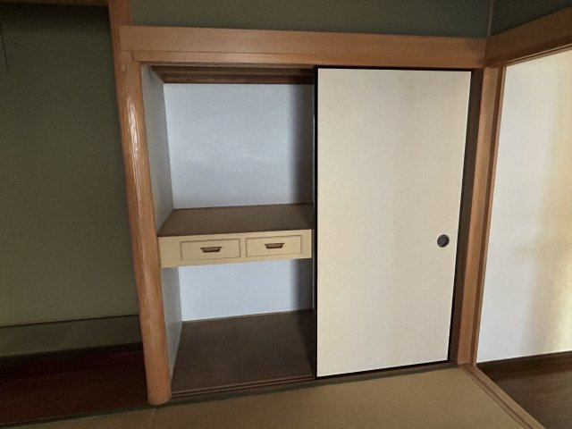 和歌山市関戸4丁目・中古戸建・113970の和室