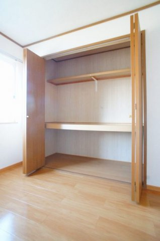 ソフィ－ナひがし野Ⅱの収納