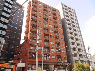 【外観】 | 山手線「駒込」駅から徒歩３分の好立地。