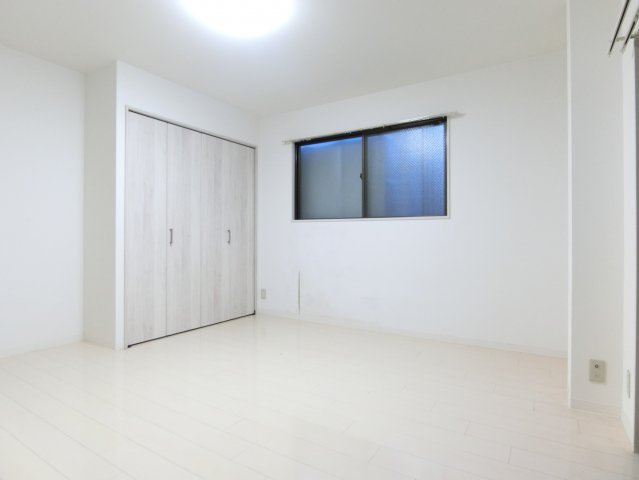 【洋室】 | サンクラッソ茨木駅前