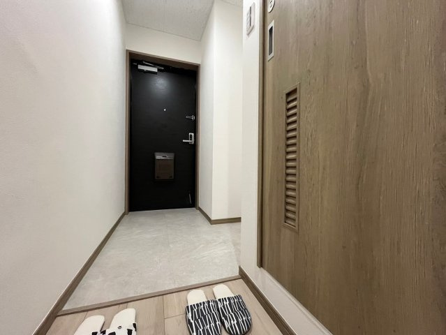 清保アイレックスコートの玄関
