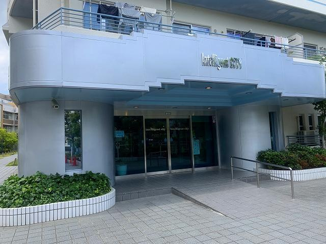 インテリジェントシティの外観