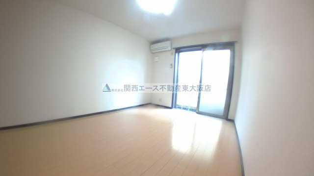 【居間・リビング】 | リバーサイド金岡七番館