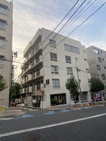 エスペロビルの外観