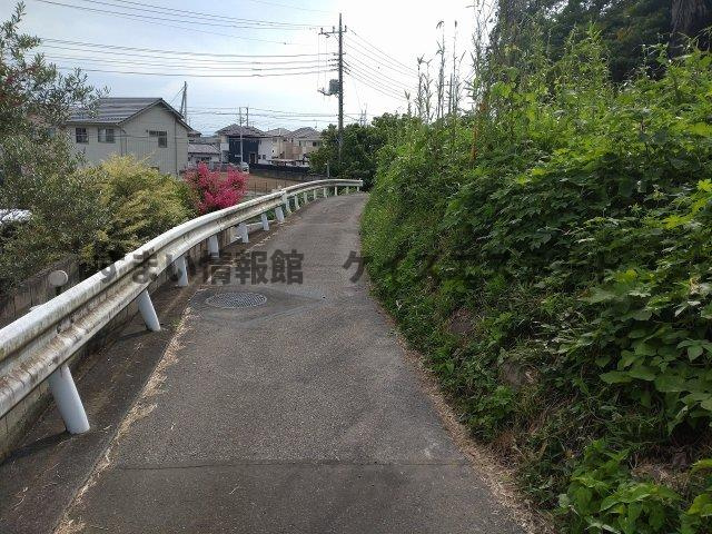 【前面道路含む現地写真】 | 太田市金山町　土地