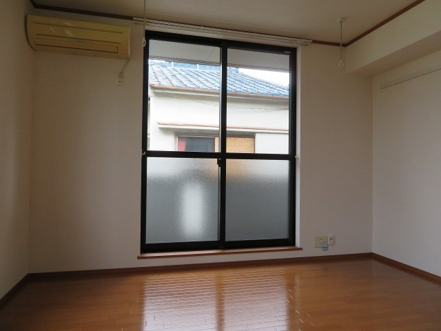 エムアールメゾンの寝室