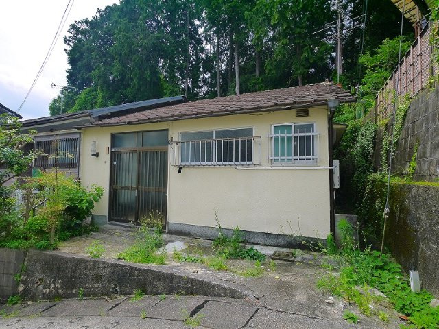 西松ケ丘戸建（17-14）の外観