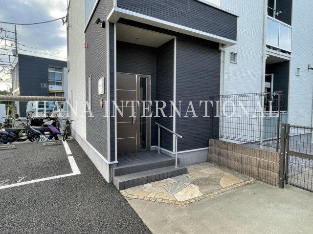 レオネクストフロレゾンＡのエントランス