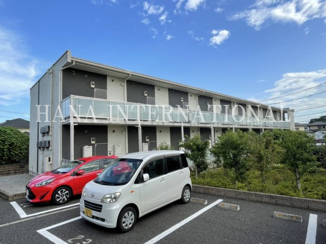 レオネクストフロレゾンＡの駐車場