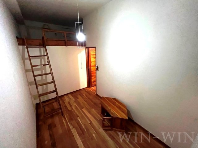 セザンヌ原町 2の寝室