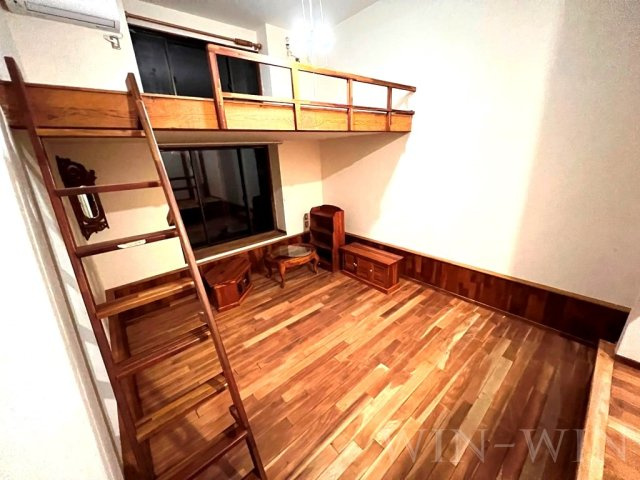 セザンヌ原町 2の居間・リビング