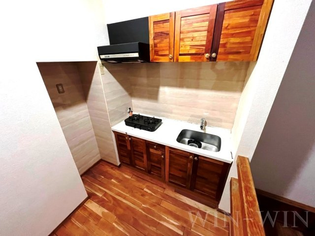 セザンヌ原町 2のキッチン