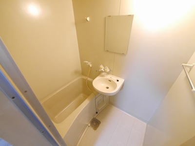 【浴室】 | メゾン六番館