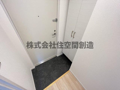 【玄関】 | プリヴェ豊中曽根