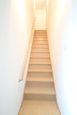 【玄関】 | ベルファイン大濠西 | 別号室の写真になります。現況優先。