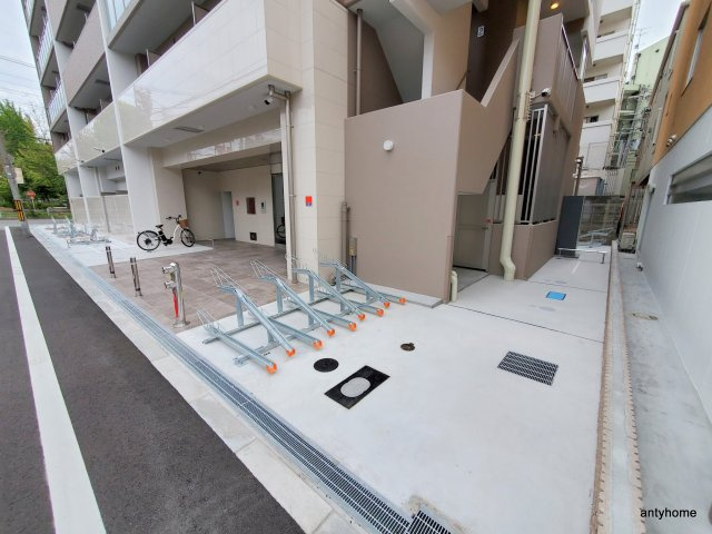 エグゼ大阪NORTHゲート 仲介手数料無料の駐車場