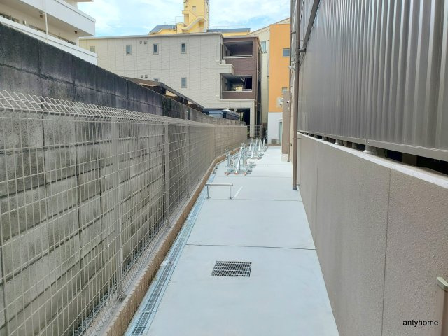 エグゼ大阪NORTHゲート 仲介手数料無料の駐車場