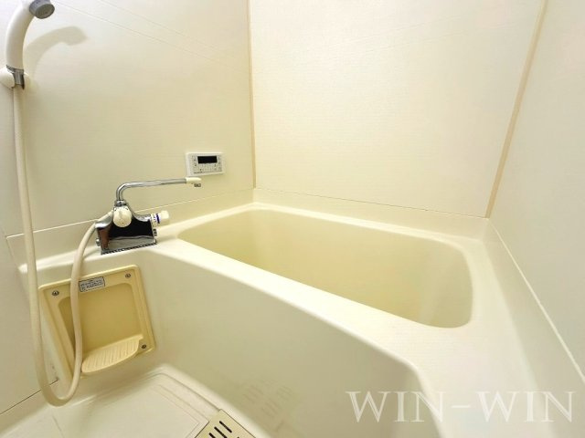 アプローズ B棟の浴室