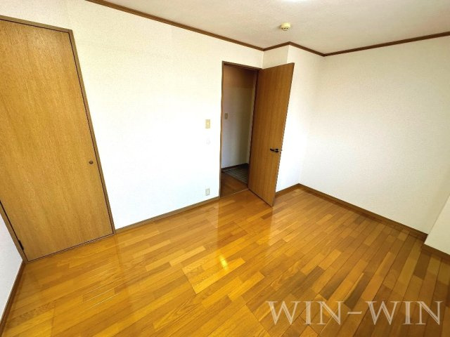 アプローズ B棟の寝室