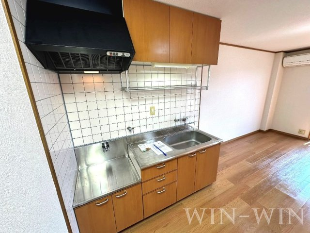 アプローズ B棟のキッチン