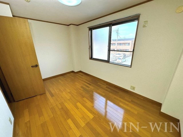 アプローズ B棟の寝室