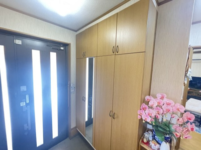 【その他】 | 貝沢町　中古戸建 | ■広々としたシューズクローゼットもついてます！！