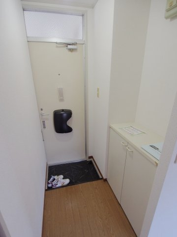 プレジールの玄関