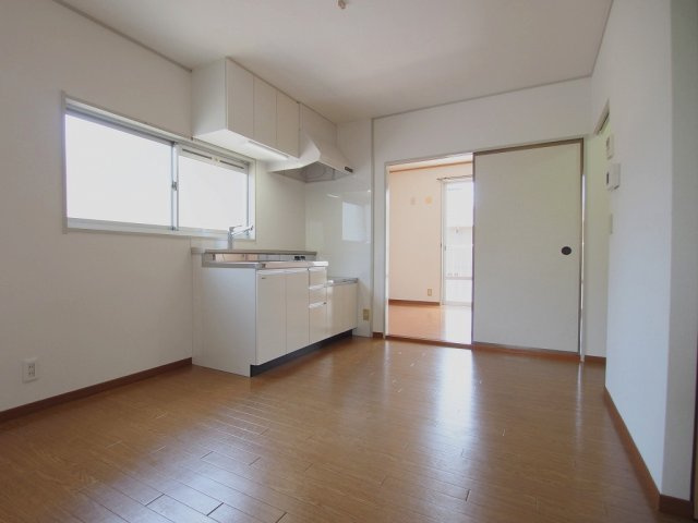 プレジールの居間・リビング