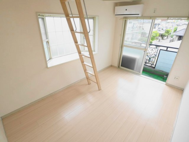 ベストハウス戸坂の内装