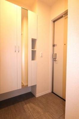 【玄関】 | ロイヤルクレセント