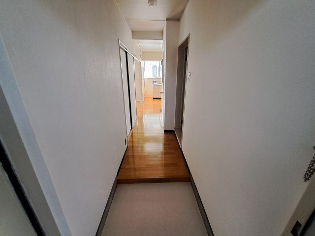 コーポマエダⅠの玄関