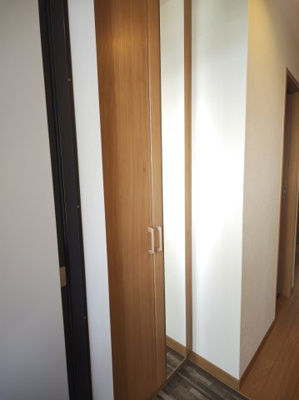 【内装】 | ウイズ交野 | 内装は落ち着いています