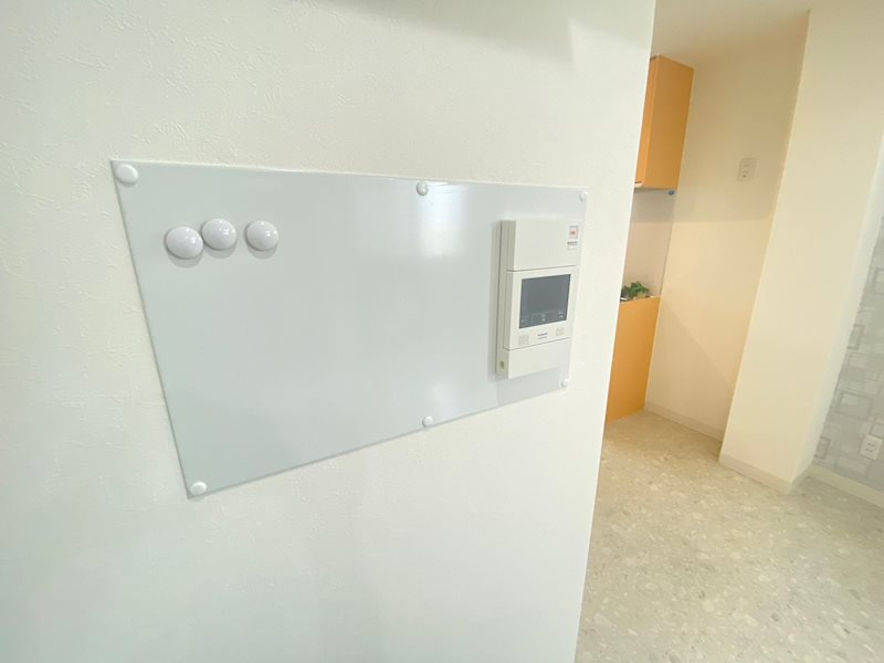 フローレ大宮の居間・リビング