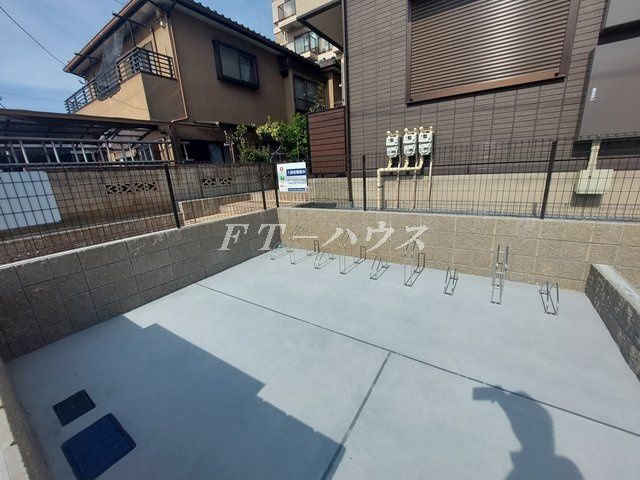 ルーチェの駐車場