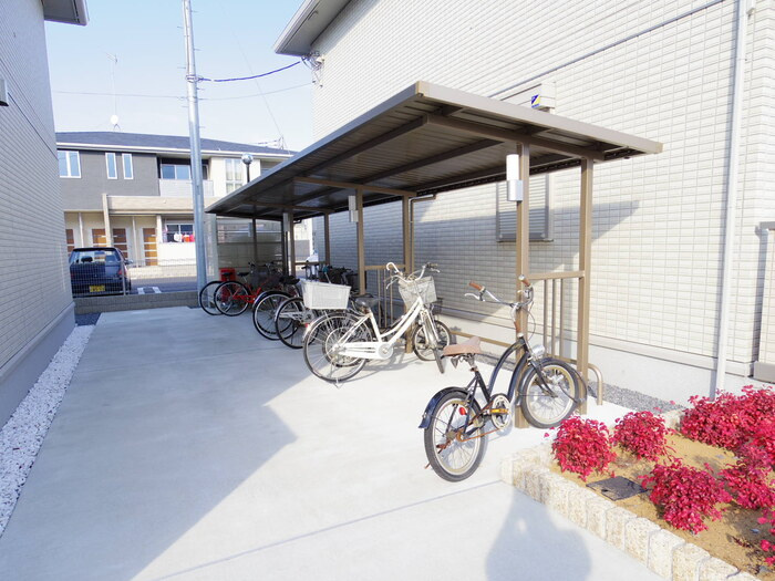 モン・サン・ミッシェル A・Bのその他共用部分|駐輪場