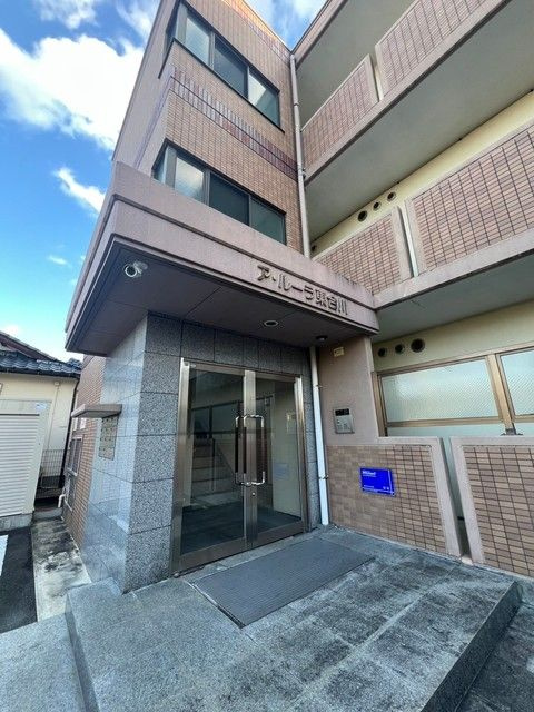 ア・ルーラ東合川のエントランス