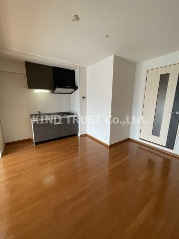 グリッドコート天神橋の居間・リビング|ゆったりとしたリビングです