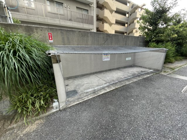 甲南コーポラスの庭